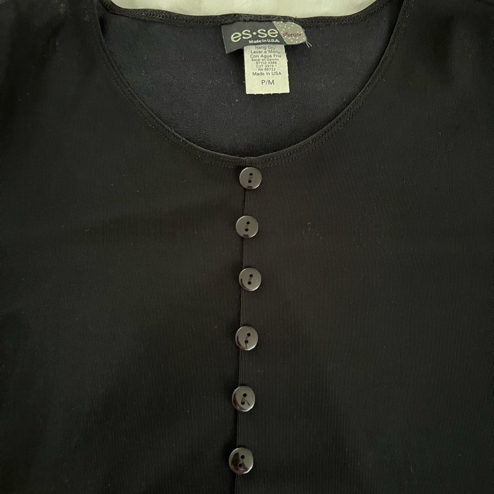 esse PM Top With Buttons Down Front - Picture 3 of 7